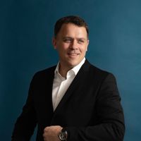 Décès de Benjamin Declas Avis de décès de Benjamin Declas - Benjamin Declas, Président d'EDF ENR, s'est suicidé